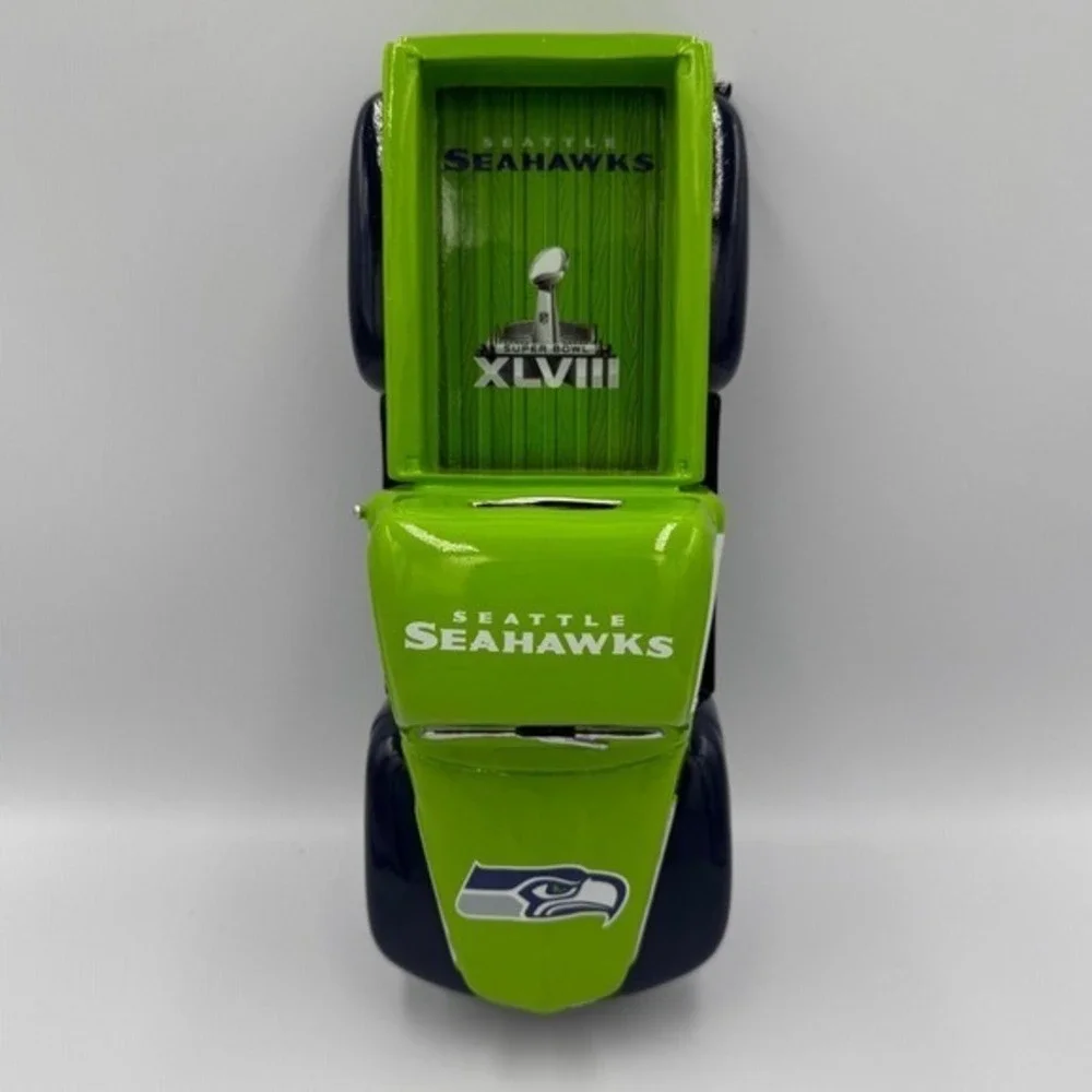 Limited Ed. Hamilton Collection SeattleSeahawks 1948 Ford Pickup Truck Sculpture